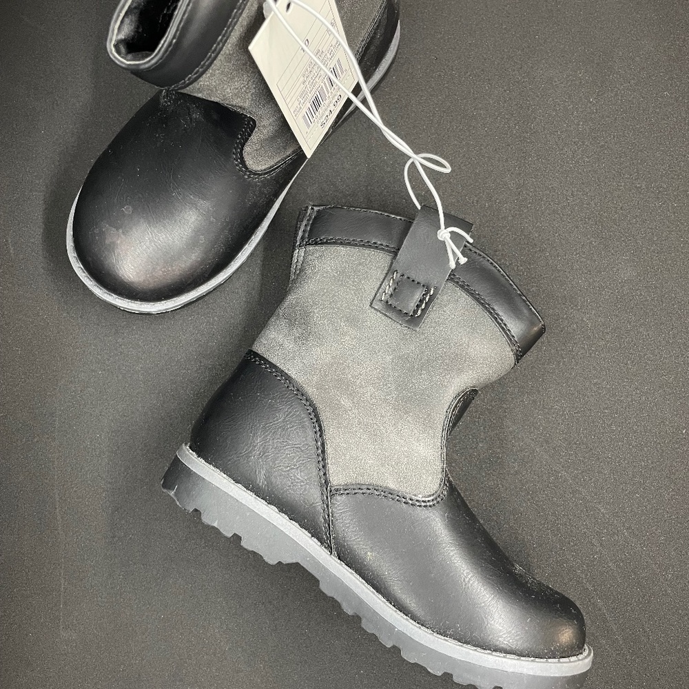 Cat & Jack (Target) Casual Boots (Toddler Boy Size 10) Black/Grey